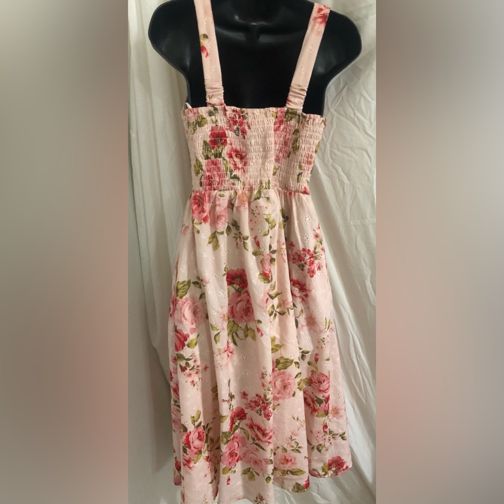 Jessica Simpson red roses eyelet lace fit & flare dress size medium brand new - Picture 7 of 17